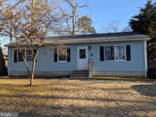319 Dennis Ave, Browns Mills, NJ 08015-1825