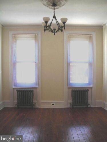 1515 19 St, Philadelphia PA  19121-4121 exterior