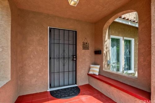 3341 Chestnut St, Riverside CA  92501-2731 exterior