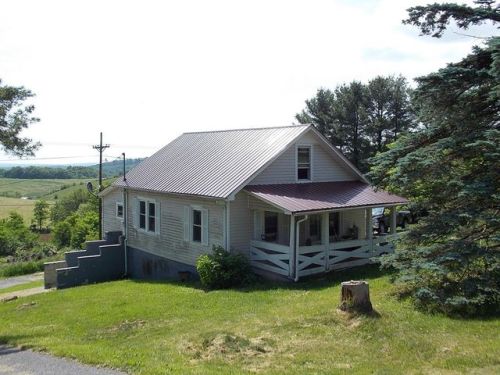 3893 Fancy Gap Hwy, Hillsville, VA 24343-5198