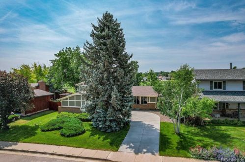 11926 Temple Dr, Morrison, CO 80465-1829