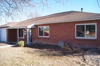 992 Racine St, Denver, CO 80011-6322