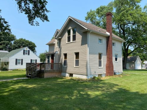 655 Patton St, Paxton, IL 60957-1528