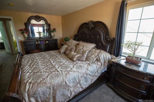 5294 Dearborn St, Denver CO 80239-6037 exterior