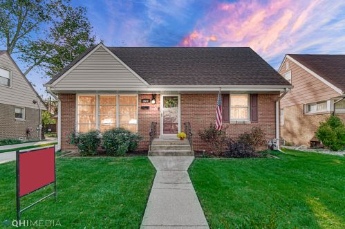 18642 Lexington Ave, Homewood, IL 60430-3620