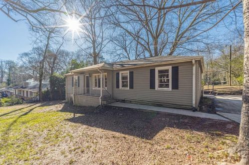 1761 Nathan Ln, Austell, GA 30168-4409
