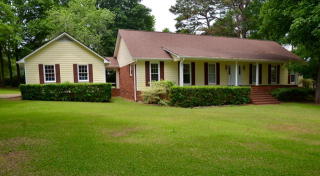2501 Alberson Dr, Albany, GA 31721-2003