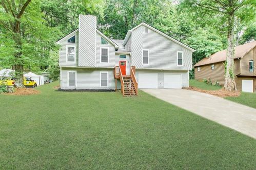 4661 Kings Crossing Dr, Kennesaw GA  30144-1652 exterior