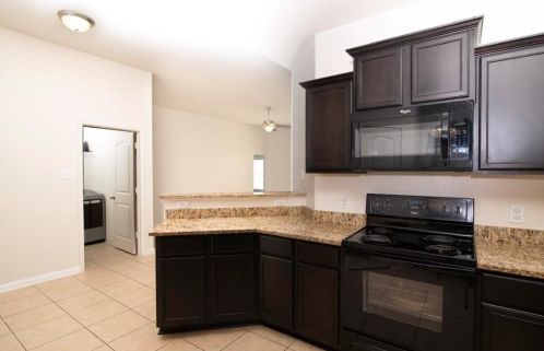 19617 James Mnr St, Webberville TX 78653 exterior