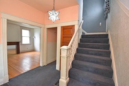 1731 Ella St, Cincinnati OH 45223-2036 exterior