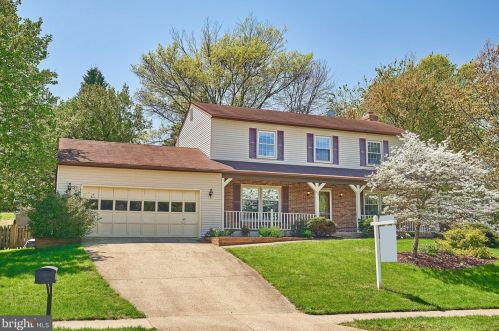 713 Jenny Ann Ct, Herndon, VA 20170-3154