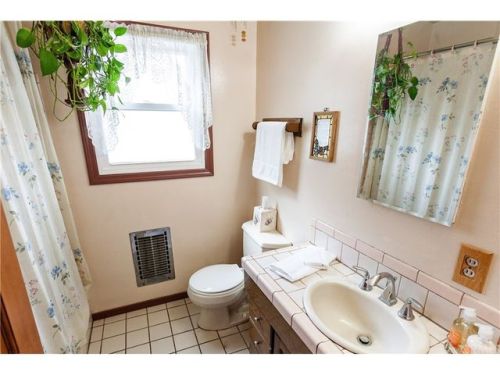 15101 Tolman Dr, Whittier, CA 90604-1550