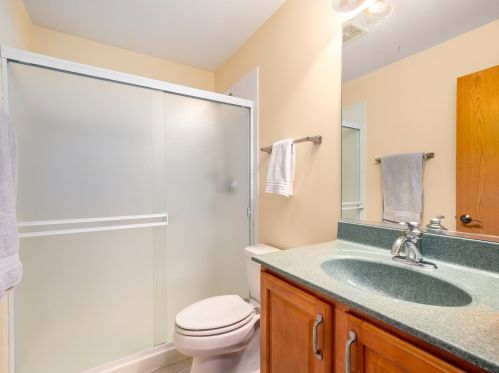 1088 Birchwood Dr, Pingree Grove IL  60140-9107 exterior