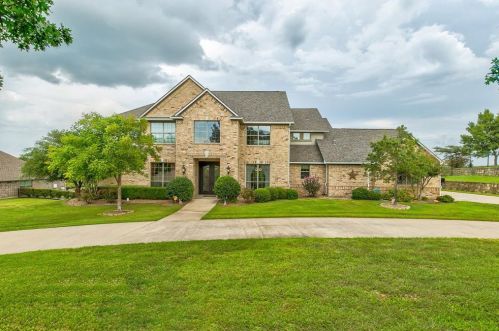 10508 Los Rios Dr, Fort Worth, TX 76179-6810
