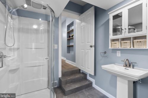 425 Cherry St, Lancaster PA  17602-4913 exterior