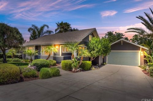 3483 Twogood Ln, Riverside, CA 92501-2585