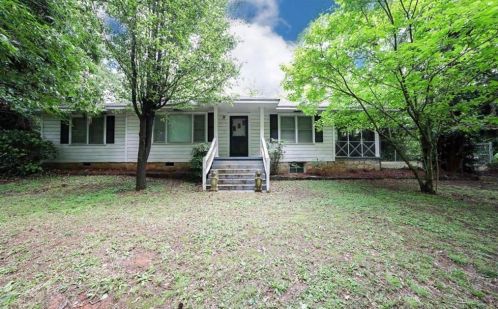 2156 Oak Rd, Lithonia, GA 30078-2331