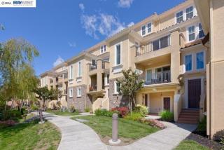 4279 Fitzwilliam St, Pleasanton, CA 94568-4573