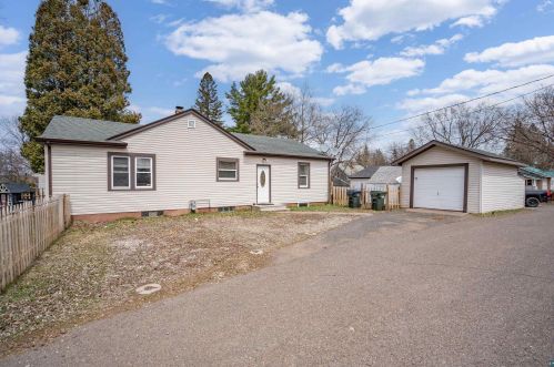 136 9th St, Scanlon MN  55720-1815 exterior