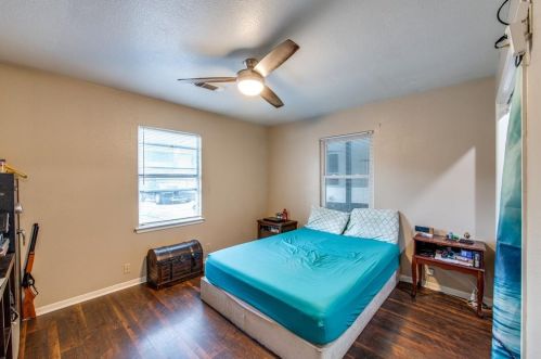 420 Farrer St, Angleton TX 77515-5027 exterior