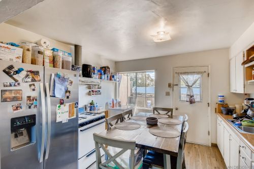 81 Oaklawn Ave, Chula Vista CA  91910-1330 exterior