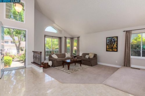 245 Linda Ln, Concord, CA 94523-2670