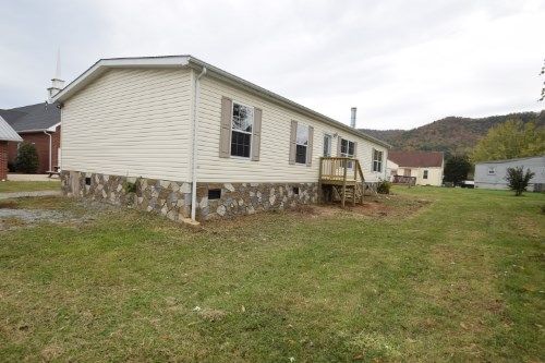 110 Highland Ave, Erwin, TN 37650-9322