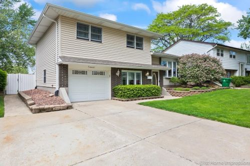 16432 66th Ave, Tinley Park, IL 60477-1873