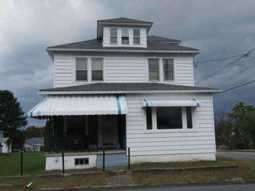 200 Simpson St, Pittston, PA 18641-1348