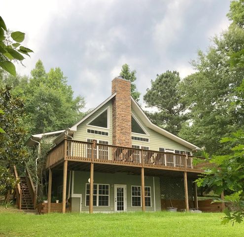 127 Village Ln, Mayfield, GA 31087-4534