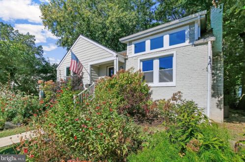 1611 Noyes Dr, Silver Spring MD 20910-2224 exterior