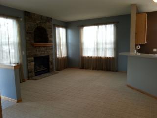17020 39th Ave, Minneapolis MN  55446-3396 exterior