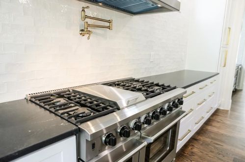 425 Harold Ave, Atlanta GA  30307-1739 exterior