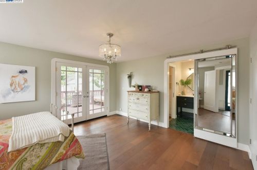 220 Stoakes Ave, San Leandro CA 94577-1734 exterior