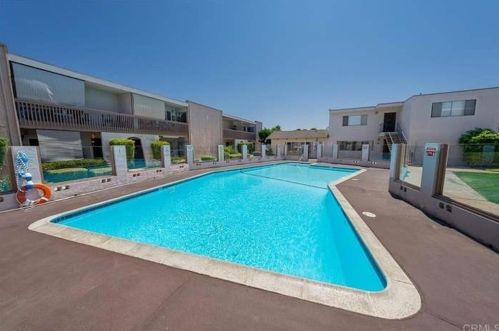 279 Moss St, Chula Vista CA  91911-2130 exterior