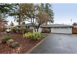 8390 Cason Rd, Gladstone, OR