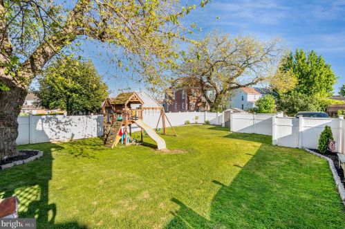 313 Stock St, Hanover PA 17331-2227 exterior