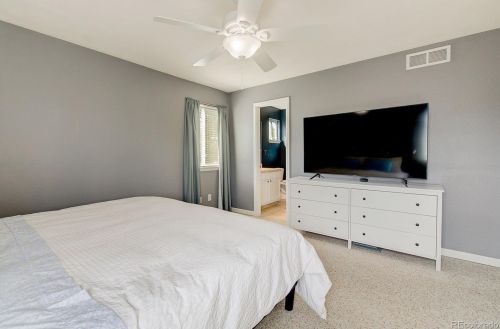 20250 Purdue Pl, Denver CO  80013-6073 exterior