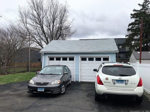 39 Clinton Ave, Norwalk, CT 06854-1527