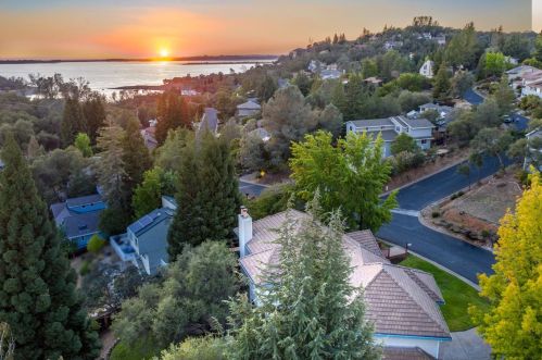 2100 Vista Mar Dr, Folsom, CA 95762-3716