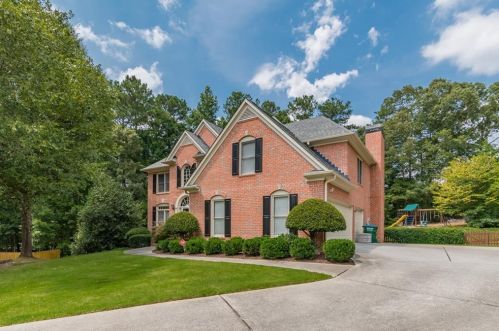 1000 Dunmoore Way, Lithonia, GA 30078-7712