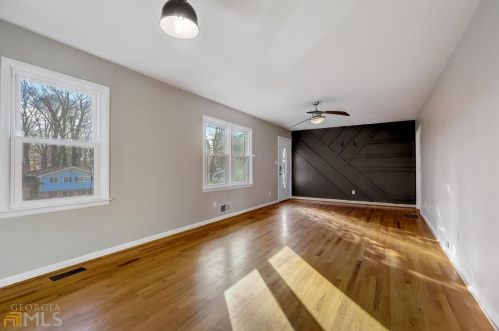 3162 Friar Tuck Rd, Atlanta GA  30340-0026 exterior