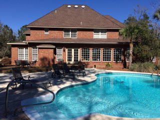 126 Serenoa Dr, Brunswick, GA 31523-7045
