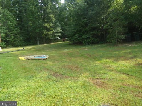 123 Town And Country Dr, Fredericksburg, VA 22405-8725