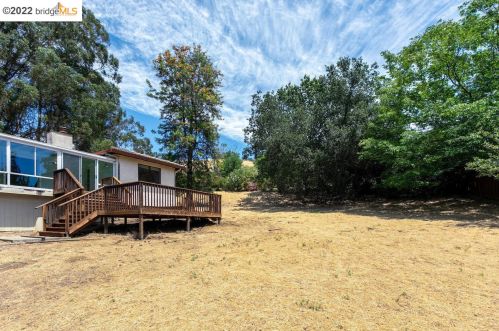 6 Pillon Real, Concord CA  94523-1622 exterior