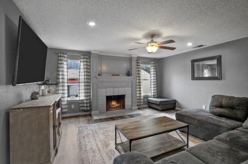 3813 Clear Brook Cir, Fort Worth TX  76123-1311 exterior