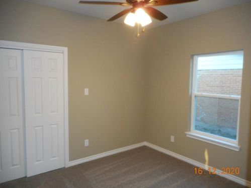 134 Kingsley Rd, Garland TX 75041-2502 exterior