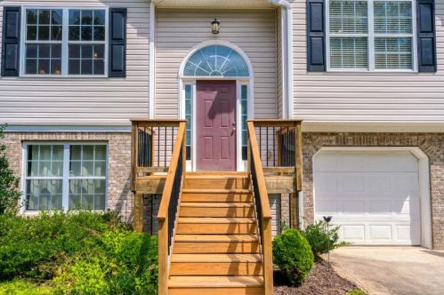 3471 Vista Heights Way, Lilburn, GA 30047-2483