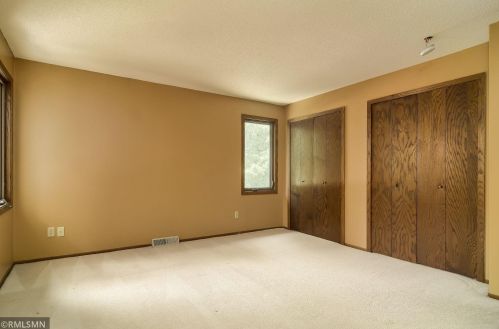 7876 131st St, Saint Paul MN  55124-9703 exterior