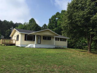 180 Rubart Dr, Dalton, GA 30721-9643
